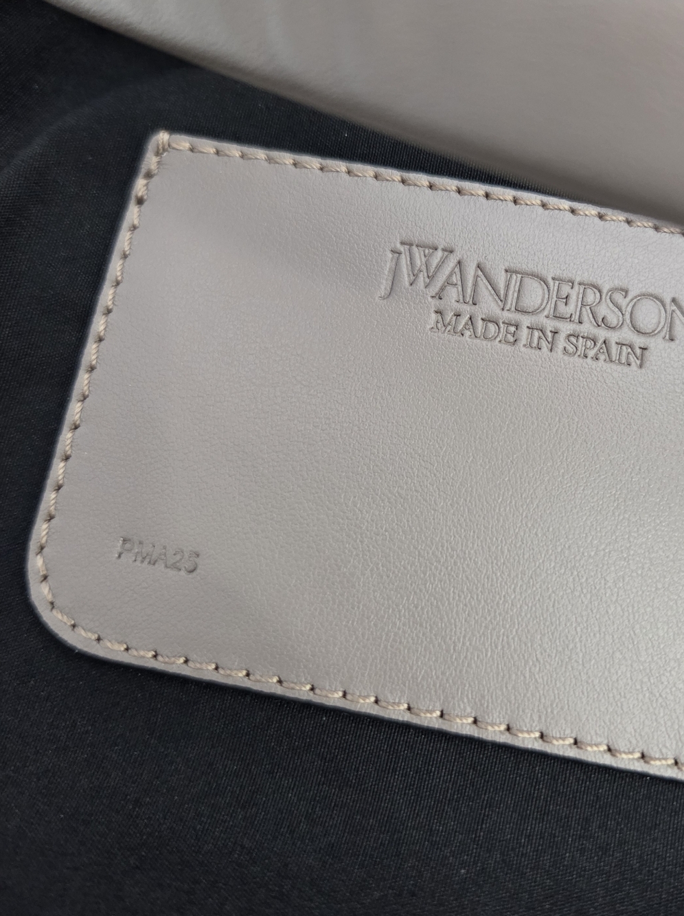 JW ANDERSON THE JWA SMALL CORNER BAG - TAUPE LEATHER - Picture 15 of 15